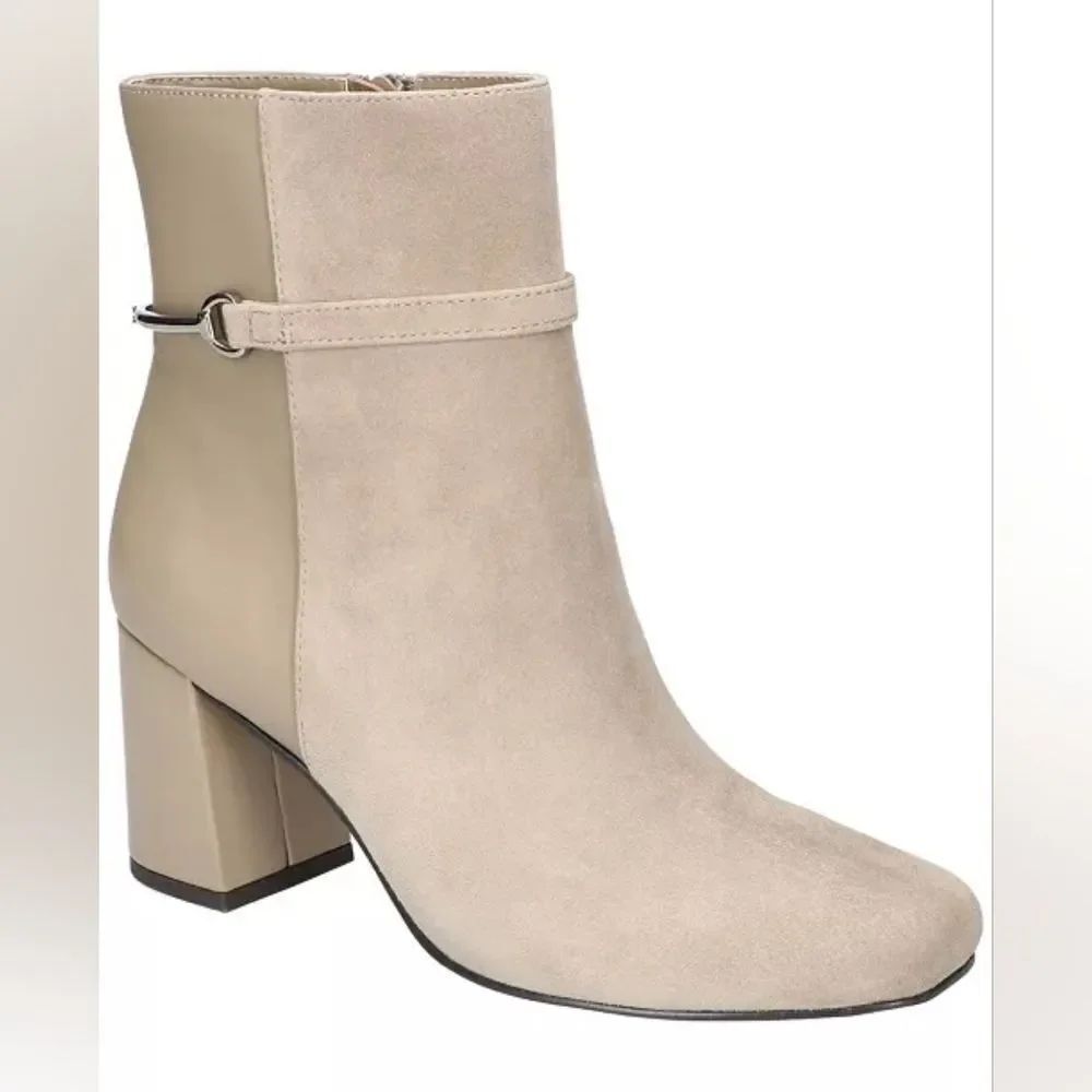Bella Vita Women's Quincy Square Toe Ankle Boots